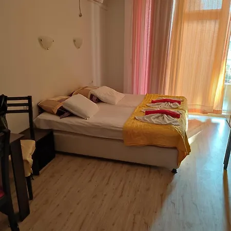 Janet Apartment