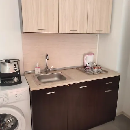 Janet Apartment