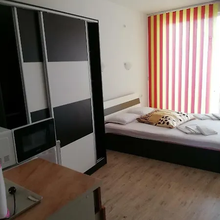 Apartamento Janet Pomorie